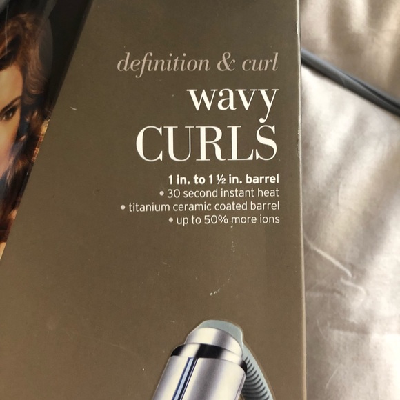 John Frieda wavy curl curling iron & flat iron - Picture 3 of 9